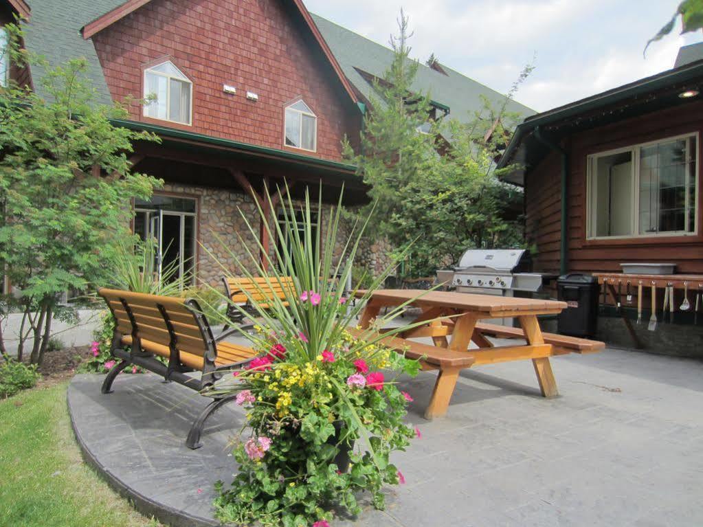 Mystic Springs Chalets & Hot Pools Canmore Extérieur photo